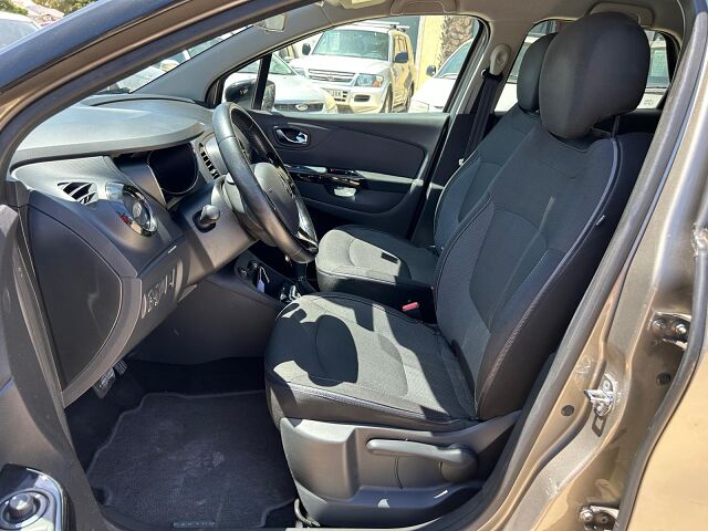RENAULT CAPTUR ZEN 1.2 TCE AUTO SPANISH LHD IN SPAIN 95000 MILES SUPERB 2014